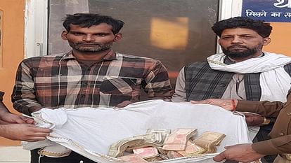 Police returned 41 thousand rupees left in the car during the accident