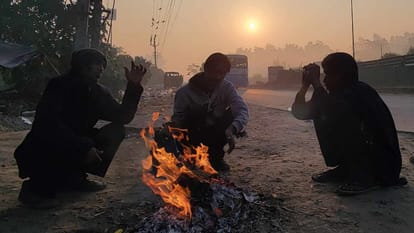 Punjab Weather News:पंजाब में 4.4 डिग्री तक पहुंचा तापमान, कई क्षेत्रों में धुंध का अलर्ट – Meteorological Department Issues Fog Alert In Many Areas Of Punjab