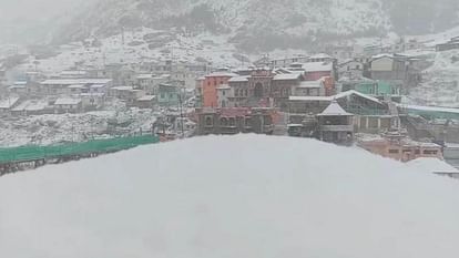 Snowfall in Char Dham Badrinath Kedarnath Hemkund Valley of Flowers and Auli covered in snow Watch Photos