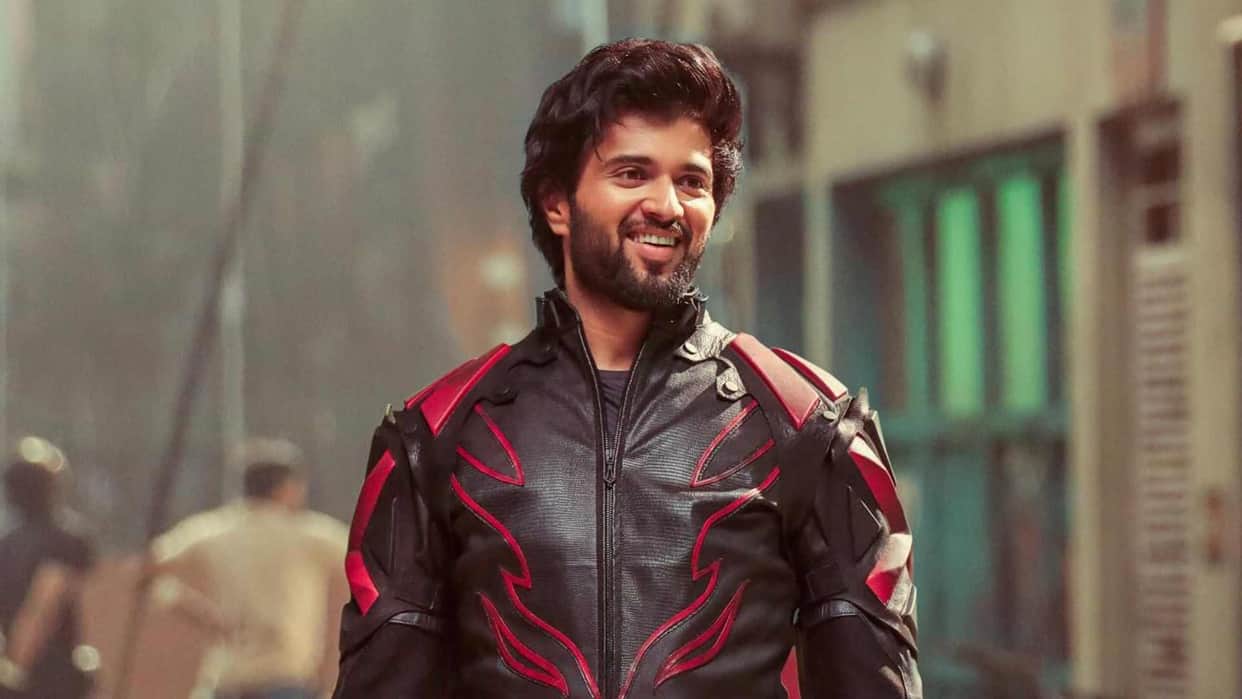 Vijay Devarakonda Action against the person spreading obscene against actor Hyderabad Cyber Cell took action
