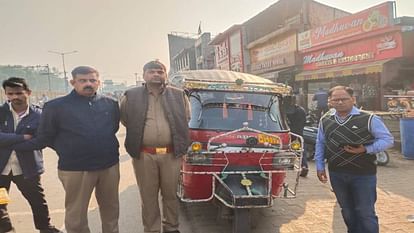 Divisional Transport Department launched campaign against autos in many areas in Agra