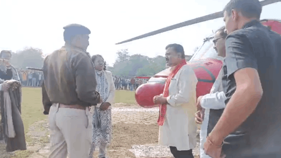 Deputy CM Vijay Sharma paid tribute to Kamlesh Sahu martyred in IED blast