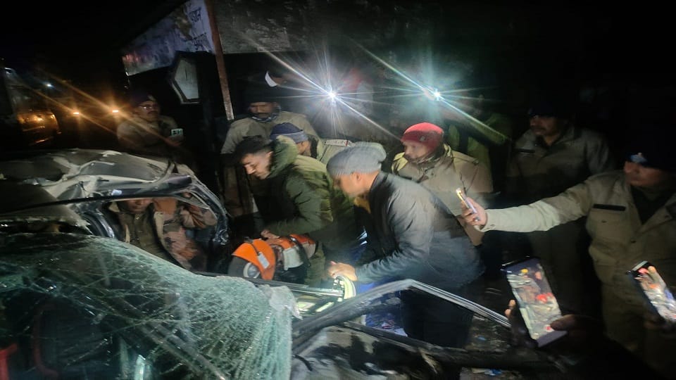 one killed after car collides with divider in ramnagar