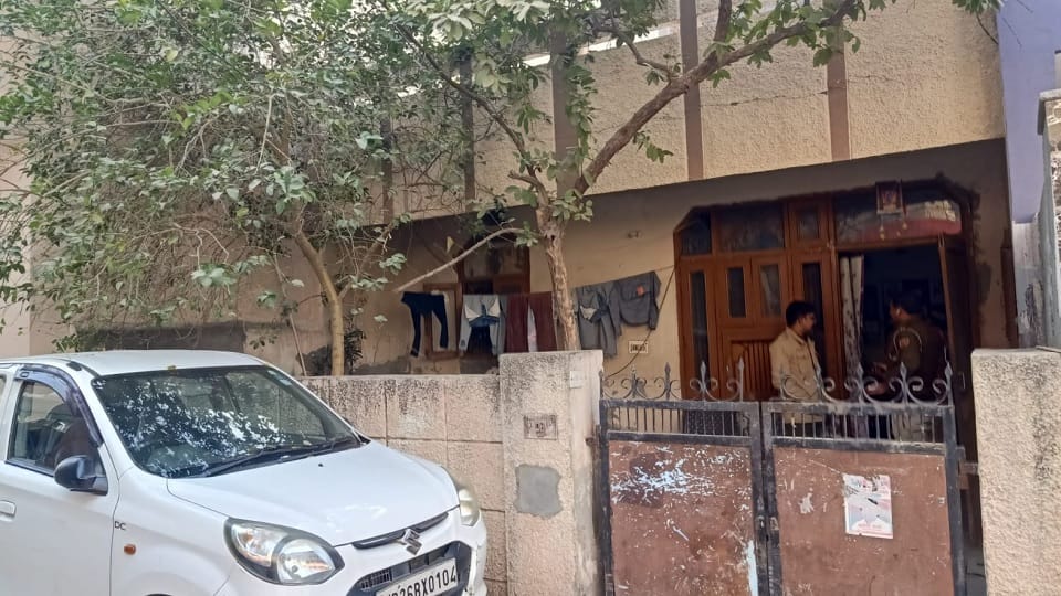 Lok Sabha Security Breach Silence spread in Housing Board Society police guarded Vicky's house