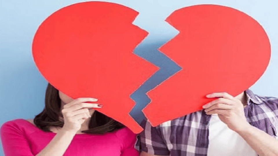 man commits suicide after one and a half month of love marriage in Bareilly