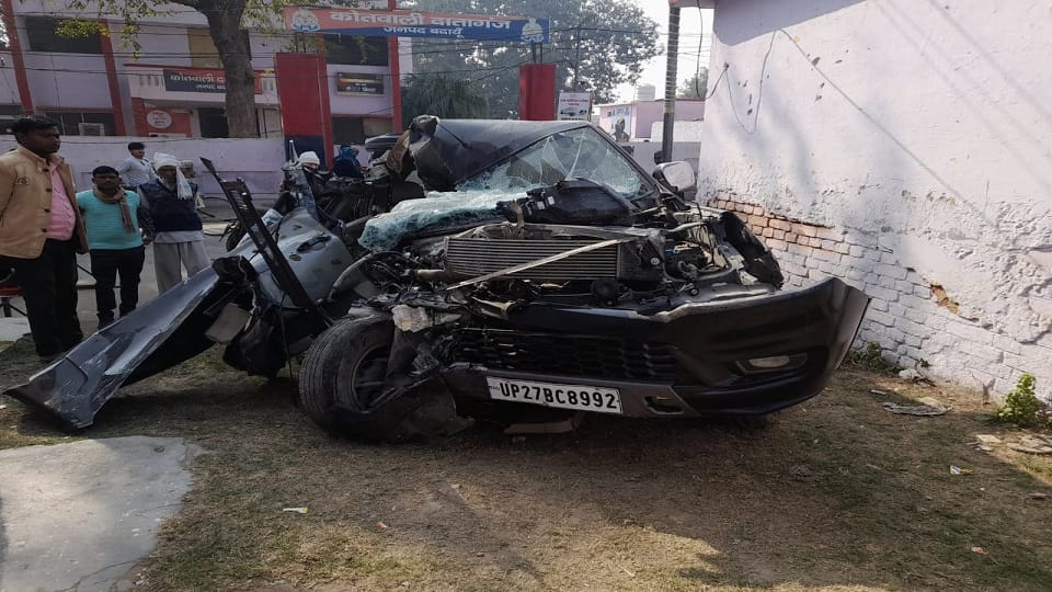young man dies car collides with tractor trolley in bareilly