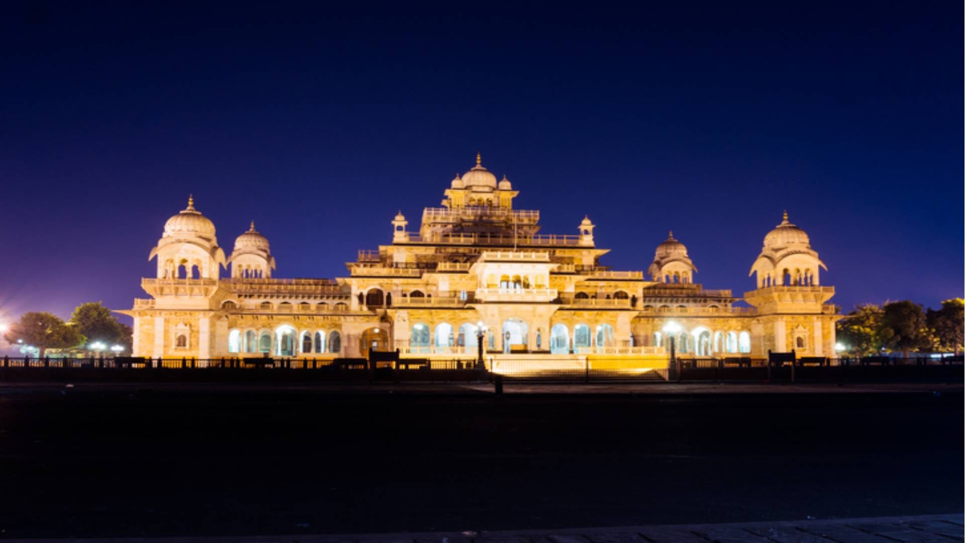 These are places in india with an Awesome NightLife