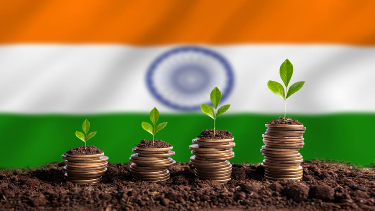 Year Ender 2023: PM Vishwakarma To Mahila Samman Bachat Patra Govt Started These Three Schemes This Year