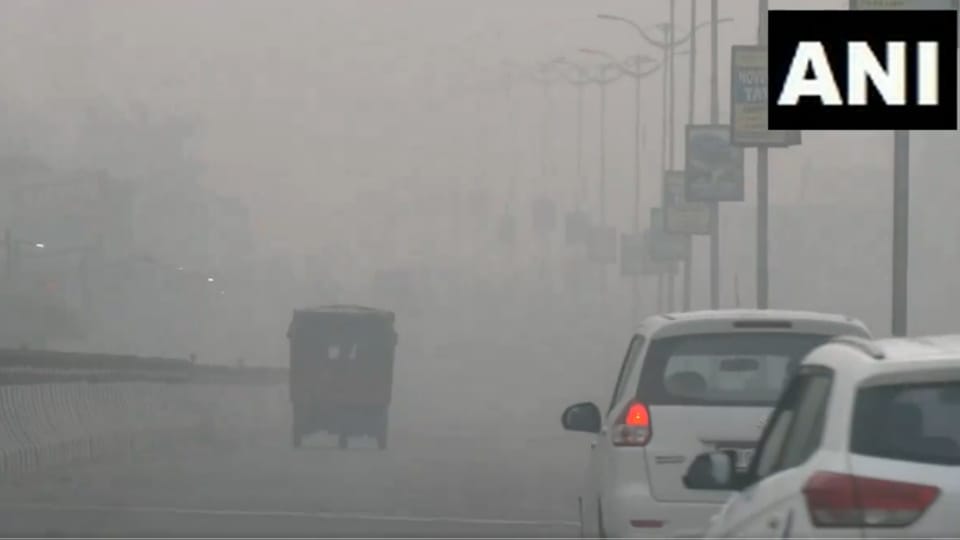 Dense fog blanketed Punjab, weather update news