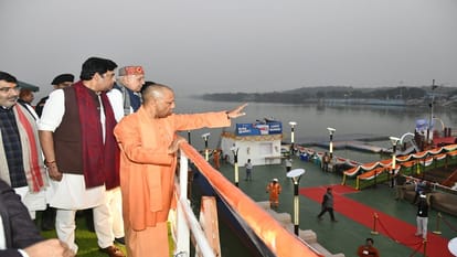 CM Yogi inaugurated Lake Queen Cruise in Gorakhpur