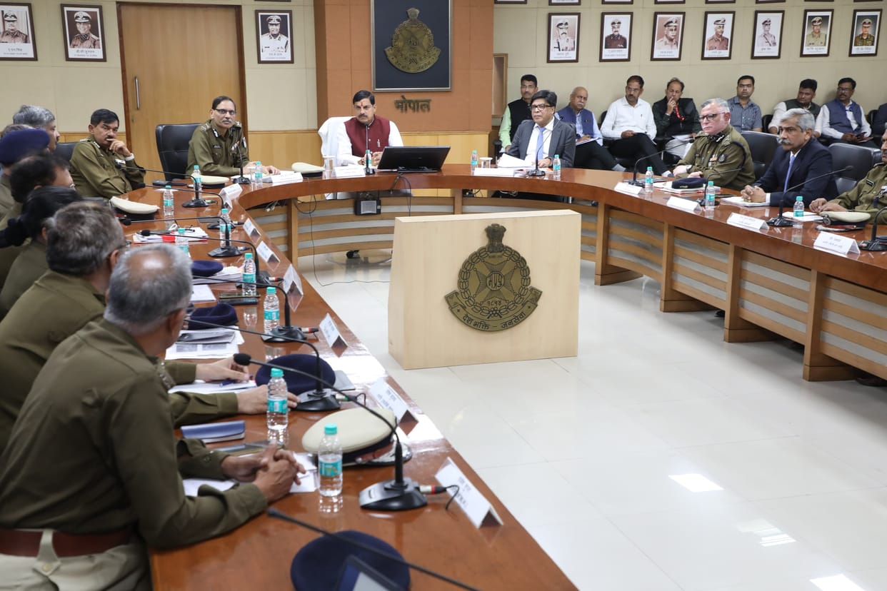 MP News: CM asked for 25 year plan from police officers, said - ASI to SI level promotions will happen in 15 d