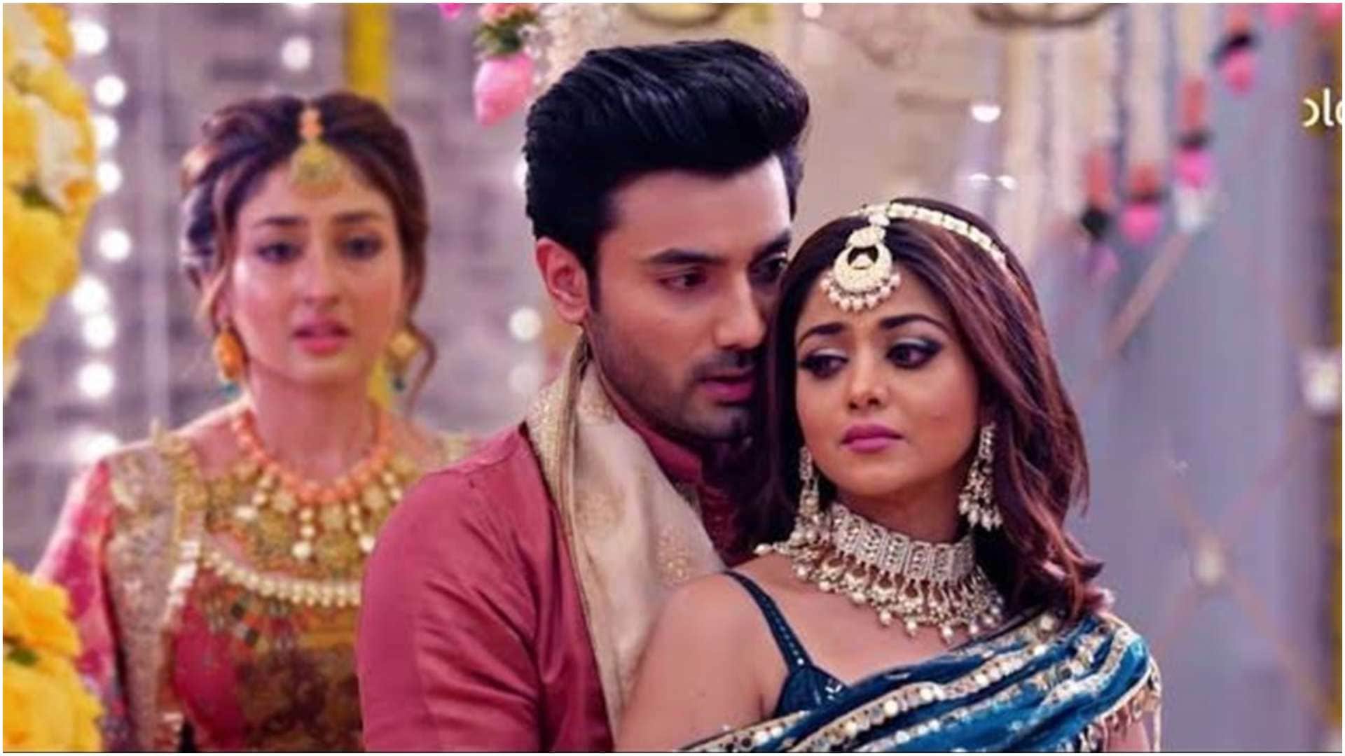 Parineetii Show completed 600 episodes Serial Cast celebrated success and expressed gratitude to audience