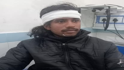 Tiger attacks two bike riding youth in ramnagar