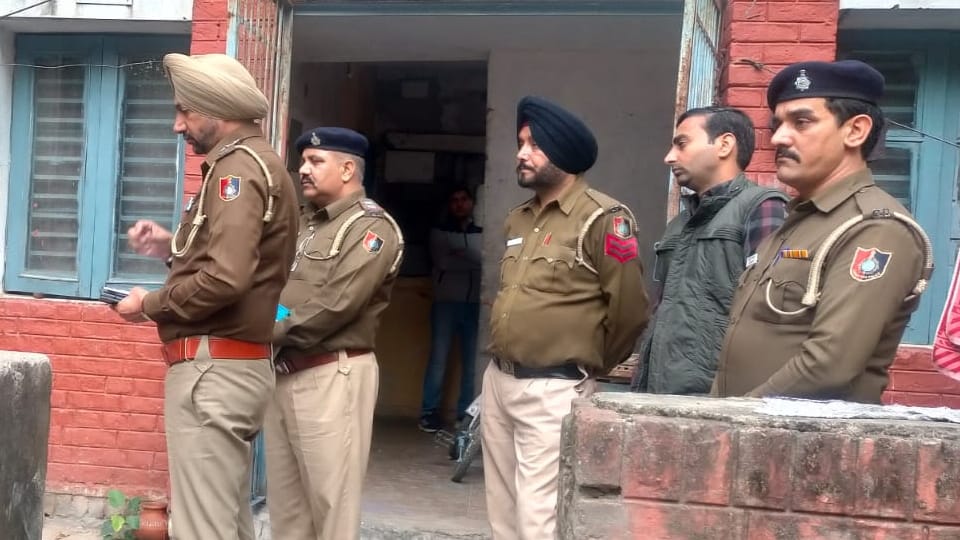 Woman molested by threatening to make video viral, shot when she protest