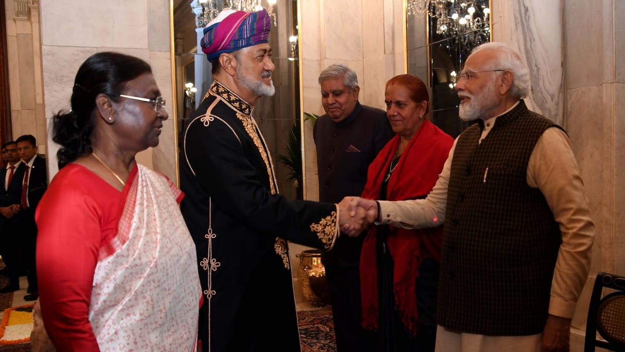Oman Sultan met PM Modi decides to work together in 10 areas including space and UPI