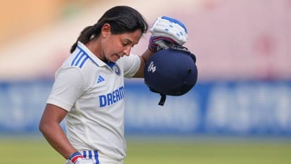 IND W vs ENG W Live Score: दूसरी पारी में भारत को मिली पहली सफलता, रेणुका सिंह ने टैमी ब्यूमोंट को किया बोल्ड IND W vs ENG W Test Live Score India Women vs England Women 1st Test Day 3 Match Scorecard Updates