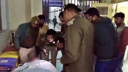 Gwalior: कोचिंग से लौट रहे छात्रों के दो गुटों में झगड़ा; सिर पर गोली लगने से एक छात्र की मौत Student returning from coaching shot dead in Gwalior
