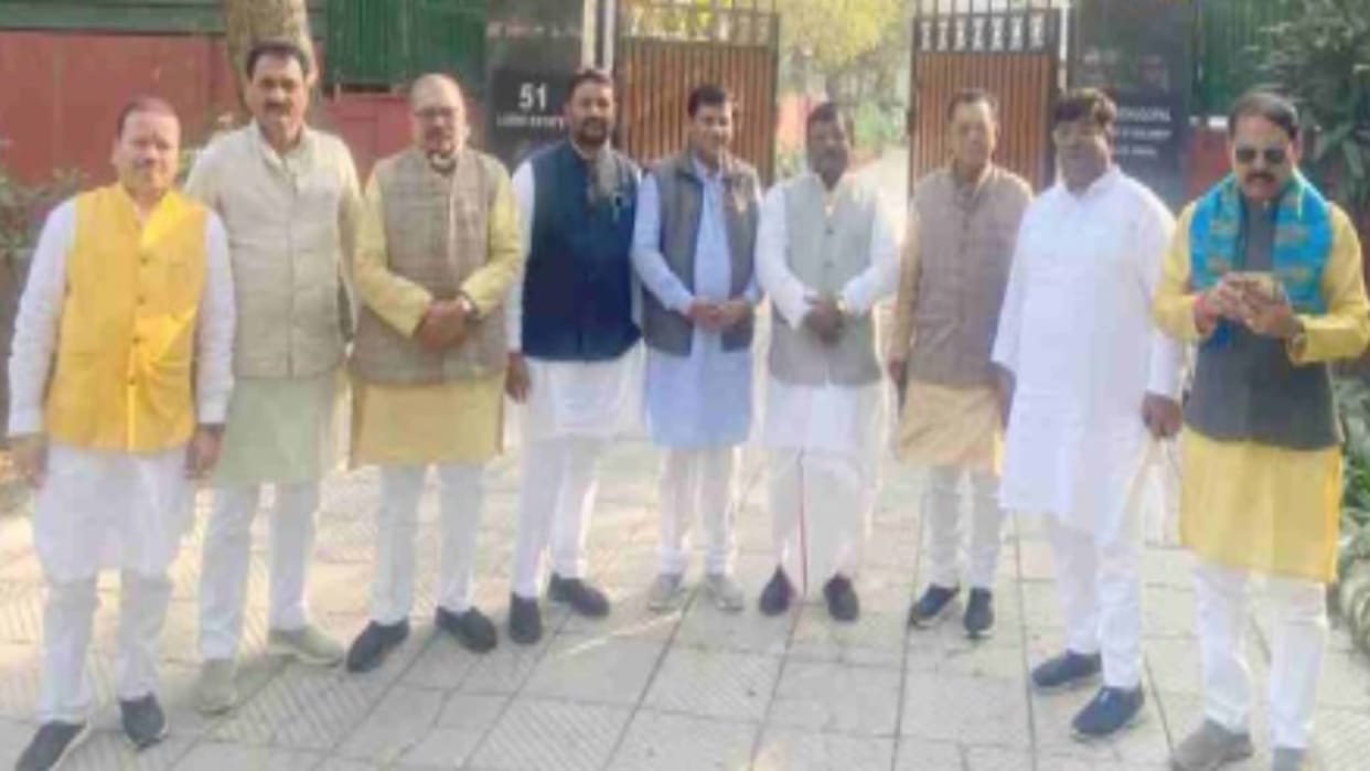 CG Politics: Former MLA expelled from party came to meet the Congress high command