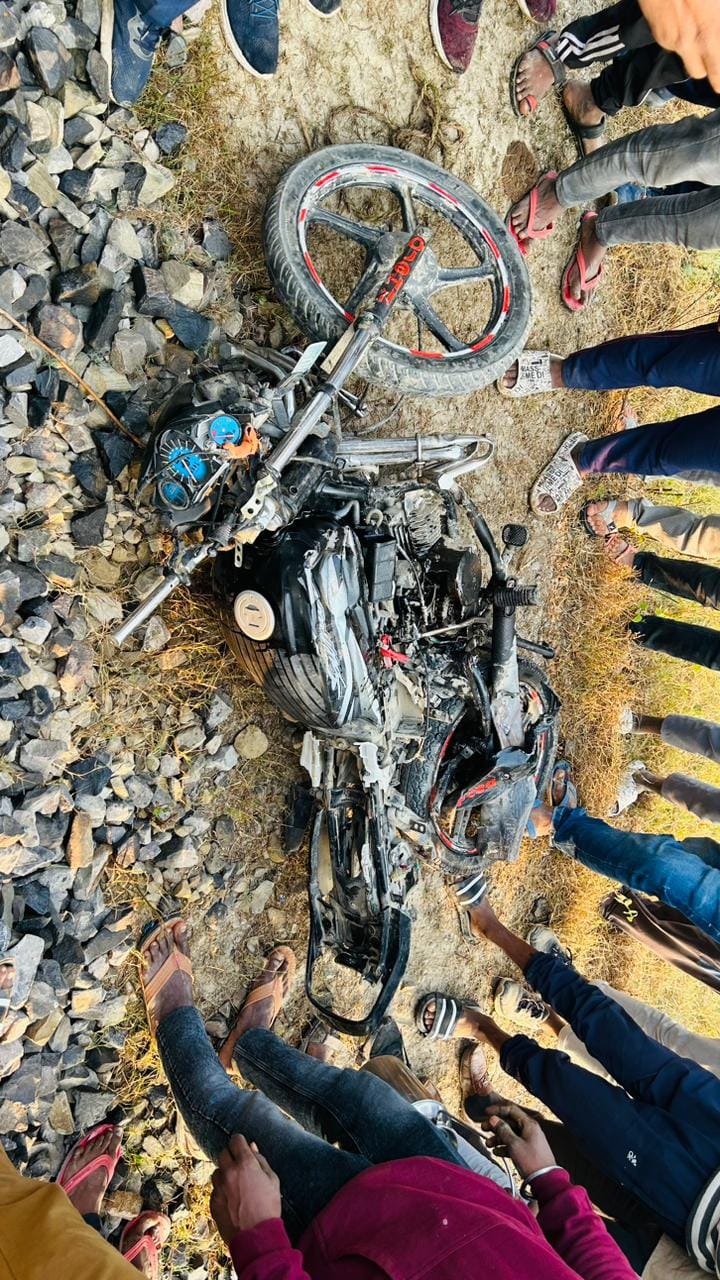 UP: Bike hit by train while crossing railway track, dragged for five hundred meters