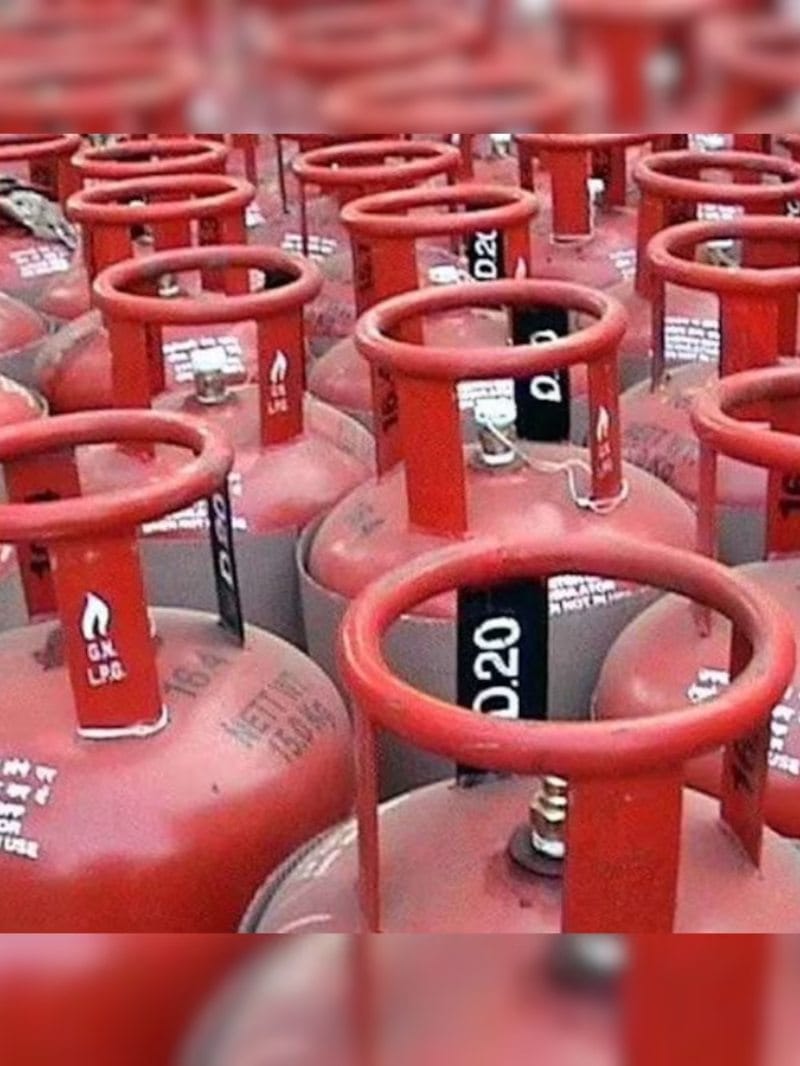 Rajasthan: CM Bhajan Lal announced that gas cylinder will be available for Rs 450 from January 1