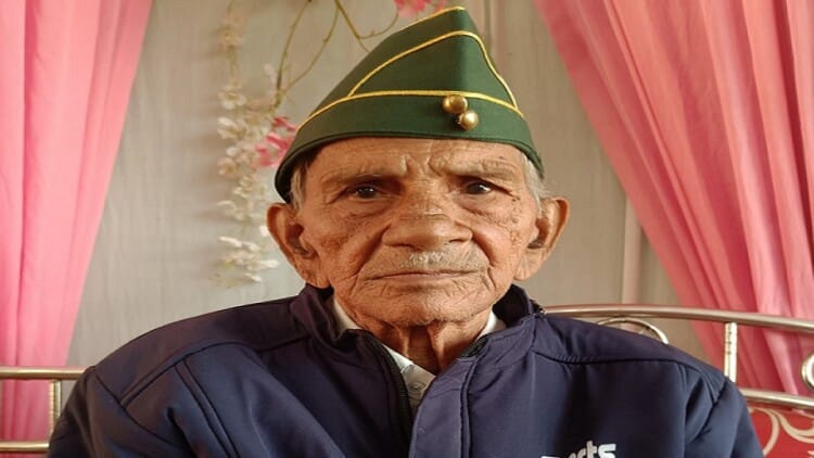 Vijay Diwas: दुश्मन को देख खून खौलने लगता, टैंक से दागने लगत गोले