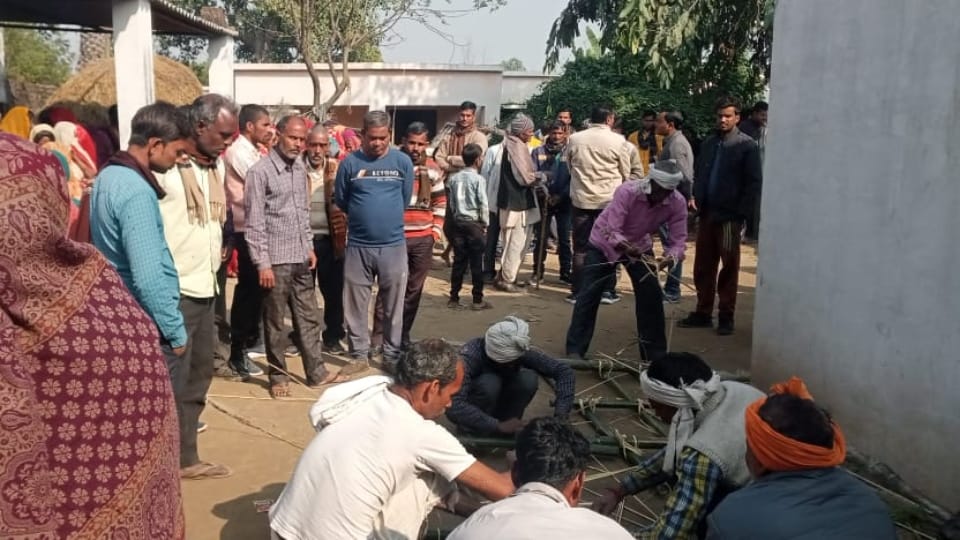 Husband and wife committed suicide by hanging in Lakhimpur kheri