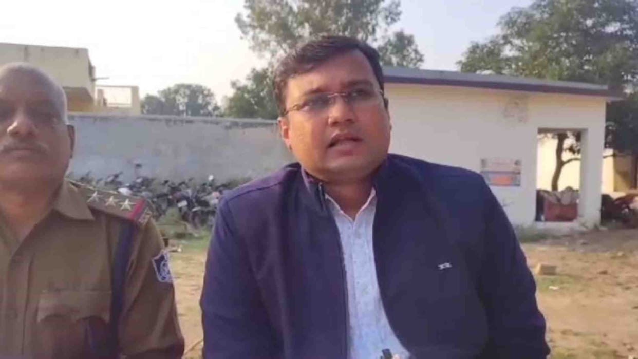 Police recovered heroin from bike riders during checking in Rewa.