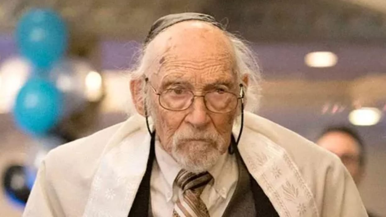 Hollywood actor Jack Axelrod died of natural causes at age of 93 known for Grey s Anatomy and General Hospital