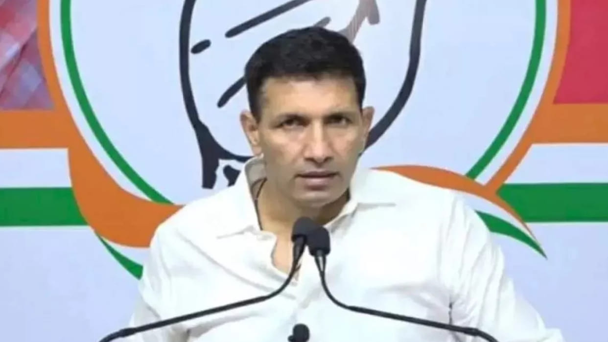 MP News: Jitu Patwari said - 2 lakh crore spent on school education in 10 years, yet 39 lakh children decrease