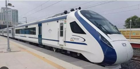 four Vande Bharat Express Train will run from Varanasi Cantt station