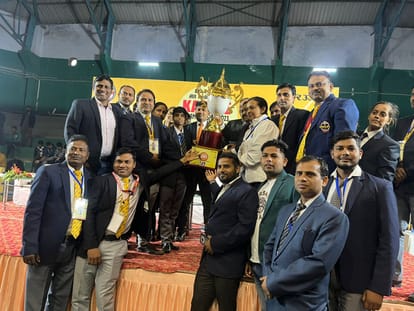 All India Karate Championship in Varanasi Mama UP in senior category and Unique Academy in junior category won