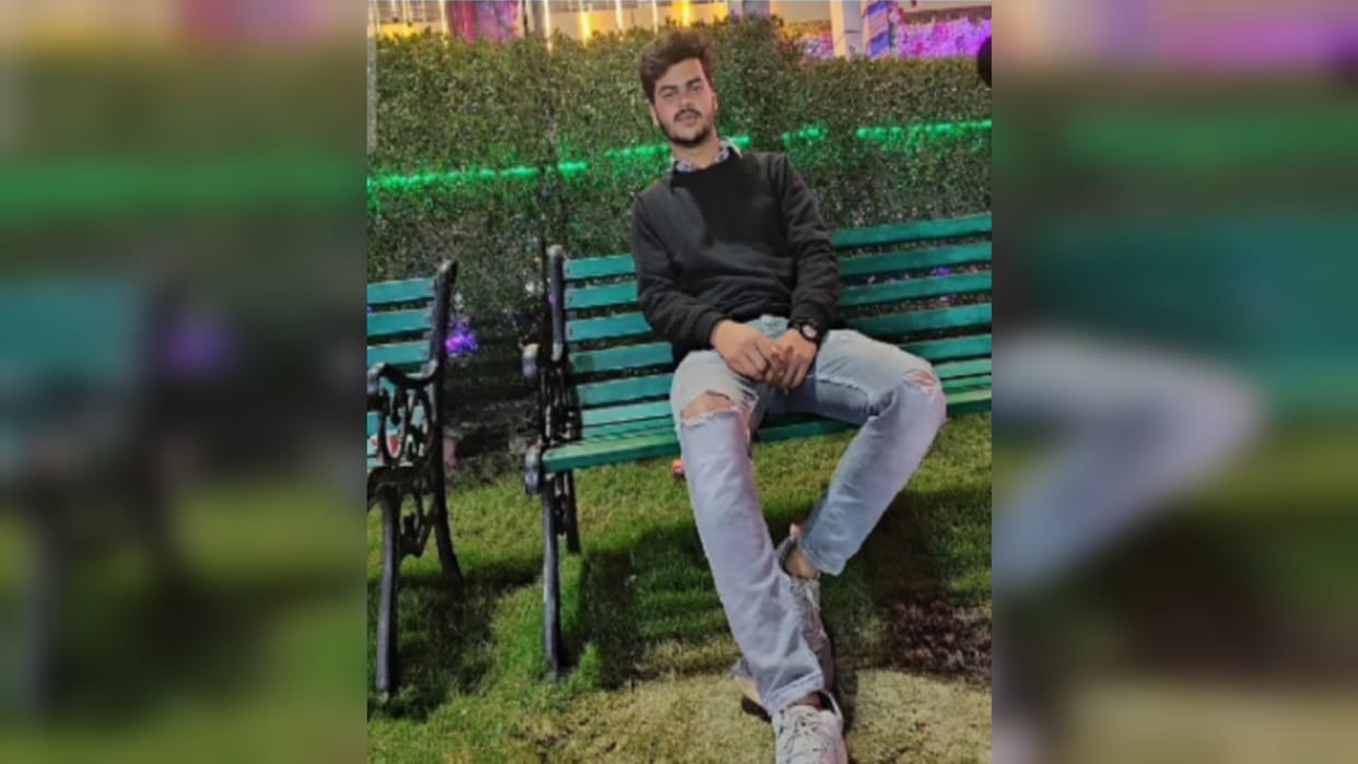 BCA student of Subharti committed suicide by jumping from third floor after his girlfriend did not talk to him