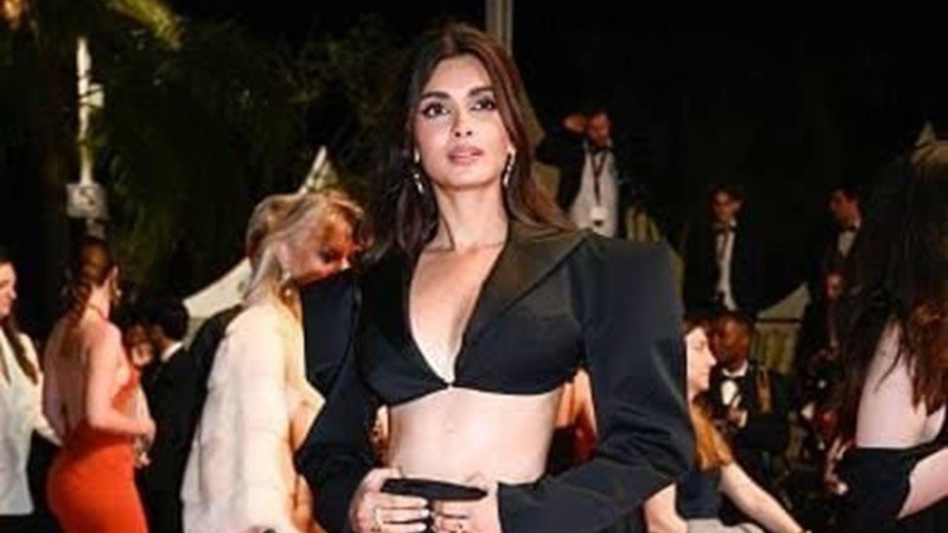 Year Ender 2023 actress were stunning on the red carpet Mouni Roy Manushi Chhillar Priyanka Chopra Alia Bhatt