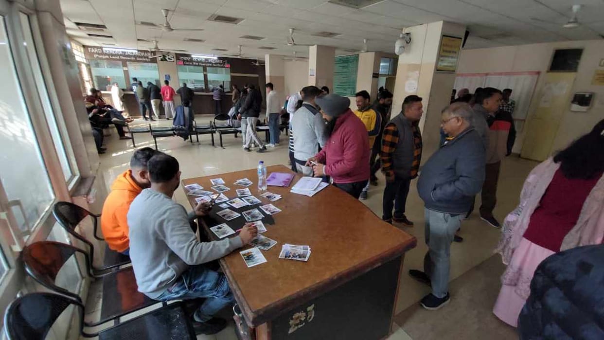 Strike ends in Jalandhar DC office after 40 days