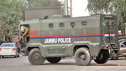 Jammu Kashmir: High alert on border due to information of 250 terrorists on launching pad