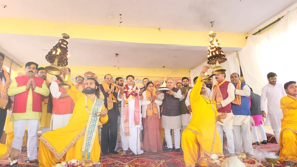 Sanatan Yatra reached Aligarh from Meerut