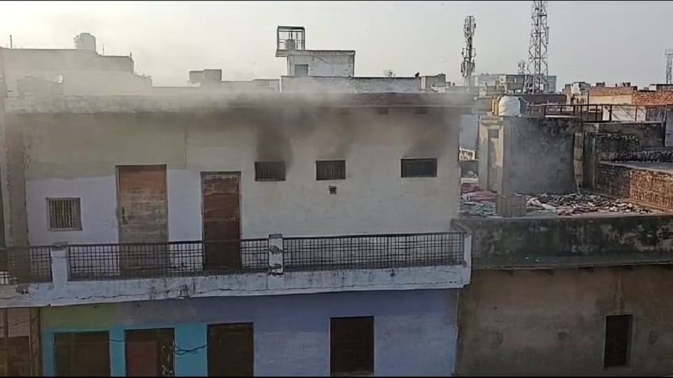 Fire breaks out in puja material warehouse brought under control in half an hour