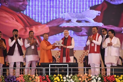 PM Narendra Modi addressed public meeting of Vikas Bharat Sankalp Yatra in Varanasi
