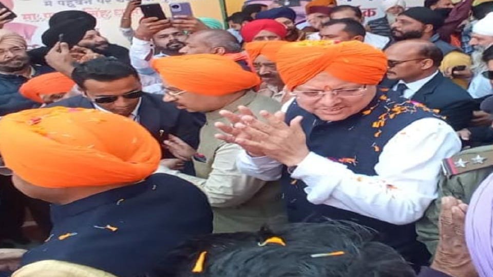 Chief Minister Pushkar Singh Dhami reached Rudrapur to participate in the Youth Sikh Conference