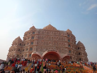 PM inaugurated the world's largest meditation center Swarved Mahamandir, gave this message from Kashi