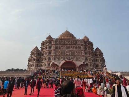 PM inaugurated the world's largest meditation center Swarved Mahamandir, gave this message from Kashi