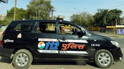 यूपी पुलिस का वाहन