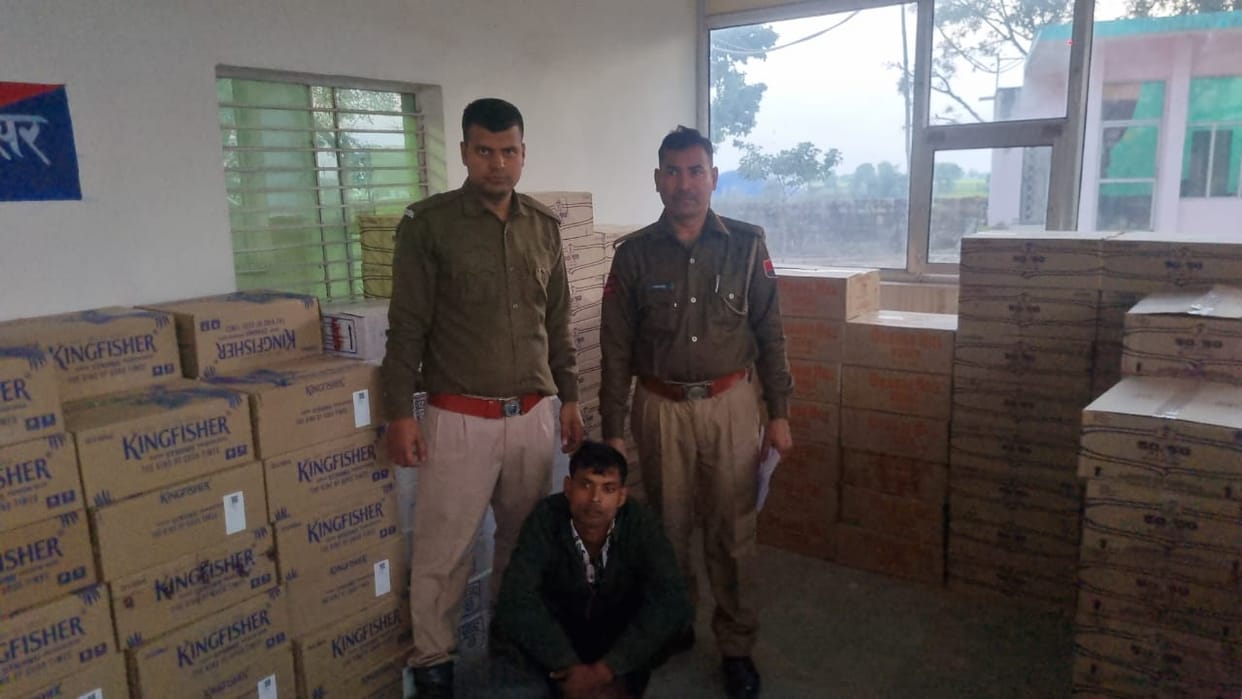 140 Boxes of Illegal Liquor Recovered From Tempo in Dholpur