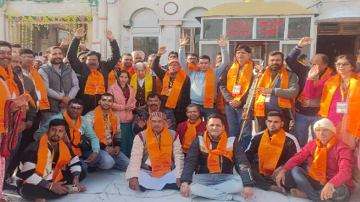 A group of 62 Hindu pilgrims left for Pakistan via Attari Wagah border