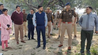 UP News: सीएम योगी 21 दिसंबर को आएंगे संतकबीरनगर, तैयारियों में जुटा प्रशासन CM Yogi will come to Sant Kabir Nagar on December 21