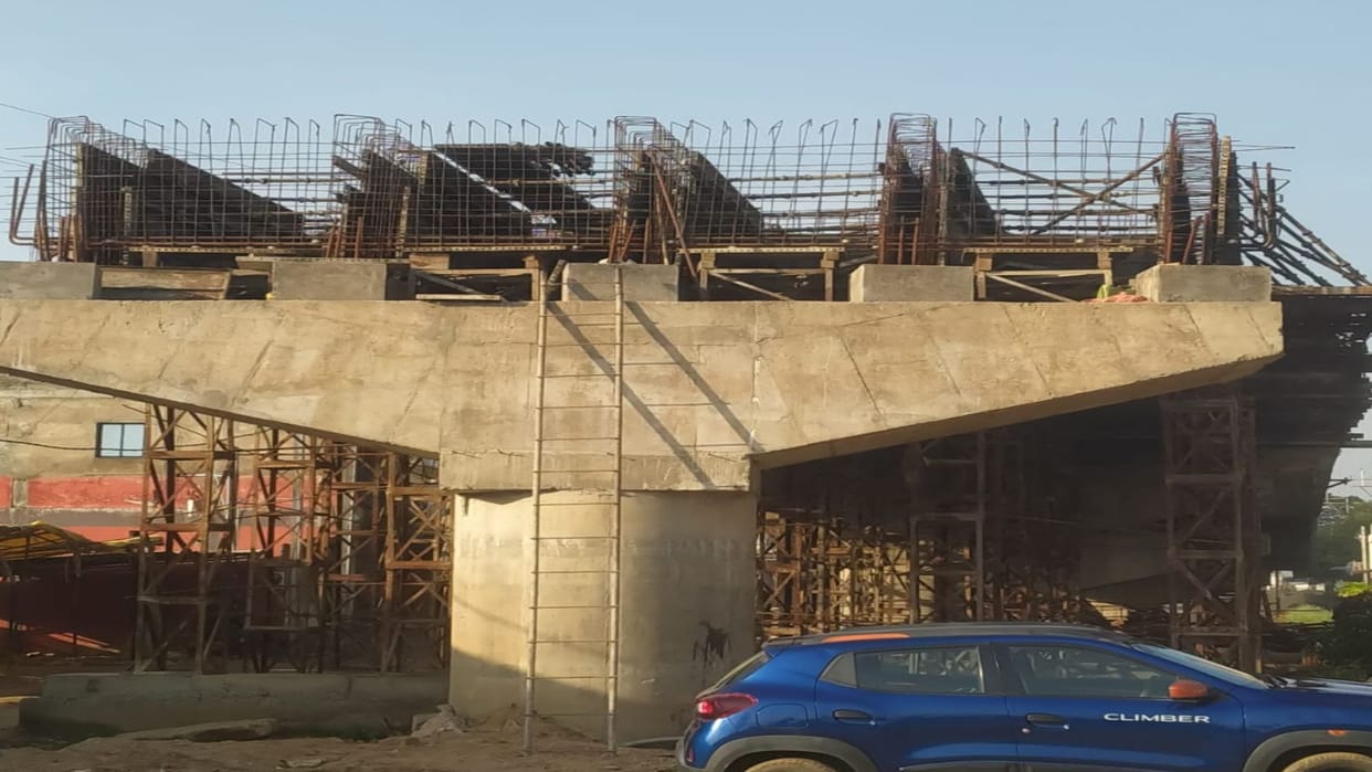 Pedestrians worried about slow construction work of overbridge