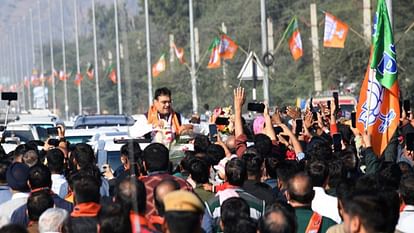 Welcome CM: Warm welcome to CM who left for Bharatpur, huge crowd gathered on both sides of the road