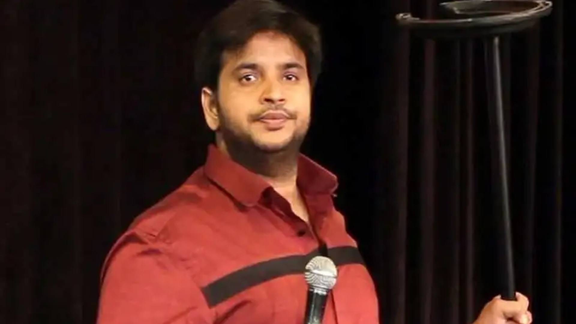 Comedian Sundeep Sharma Slams Noida Cops For Claiming He Confused Mobile Phone With Gun