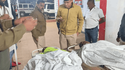 सड़क हादसे में दो की मौत