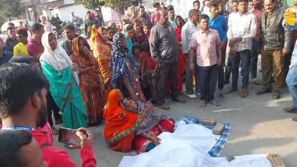 Korba News Villager dies due to collision with Hydra vehicle